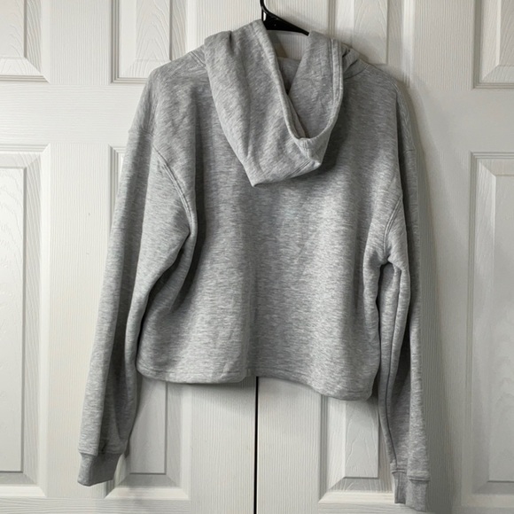 NBA Boston Celtics 2024 Champions Womens Cropped Hooded Sweatshirt Size L - Picture 6 of 7